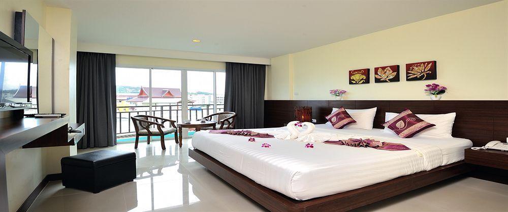 Pimrada Hotel Patong Экстерьер фото